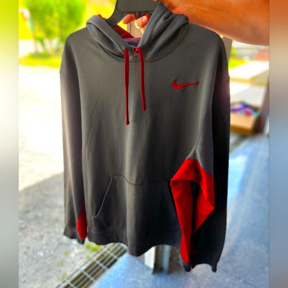 Men's Nike hoodie size XL